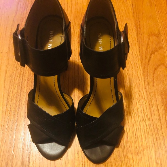 Nine West sandals - Picture 6 of 7